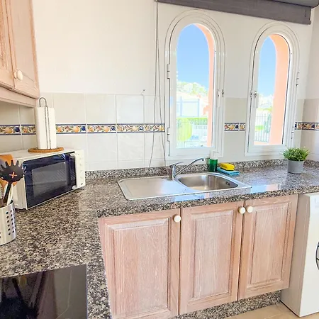 Mango By Tor Адехе